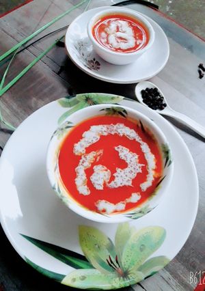 टमाटो सूप (tomato soup recipe in Hindi) रेसिपी मुख्य फोटो