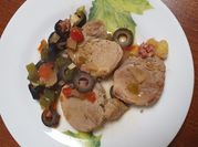 Una foto de aceitunas manzanilla
