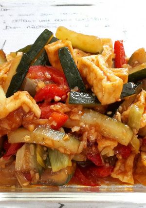 Foto resep Tahu & Sayuran Saus Siracha