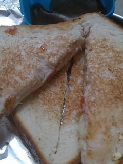 मलाई सैण्डविच (Malai Sandwich recipe in Hindi) रेसिपी मुख्य फोटो