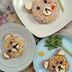 A picture of Nasi goreng Merah Kuning Hijau... 😁.