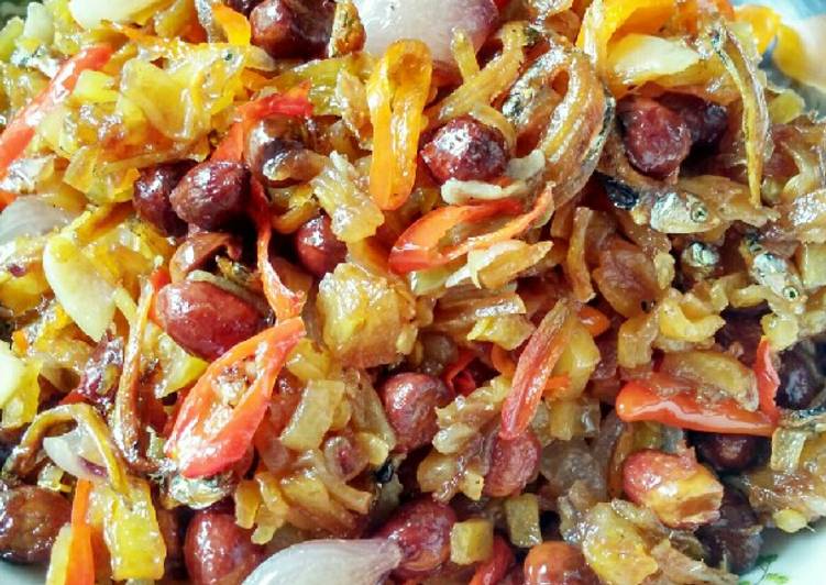 Resep: Oseng kentang teri plus kacang pedas yang Enak