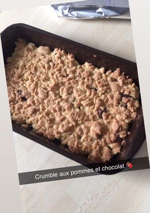 Une photo de Crumble aux pommes et chocolat