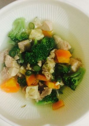 Foto resep Sop brokoli tempe ayam wortel kacang panjang Mpasi+