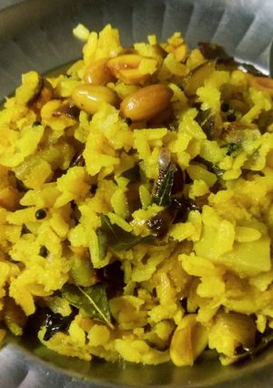 A picture of Kanda poha.