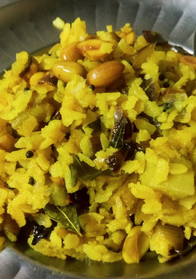A picture of Kanda poha.