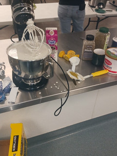 A picture of Well Ranch Dressing.