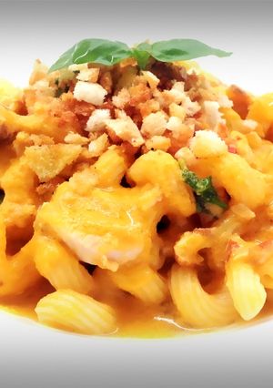 A picture of Riccioli with Red Mullet and Trapanese Pesto.