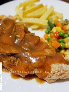 Foto resep Fish n Chips with Mushroom Gravy (Crispy Dori Steak)