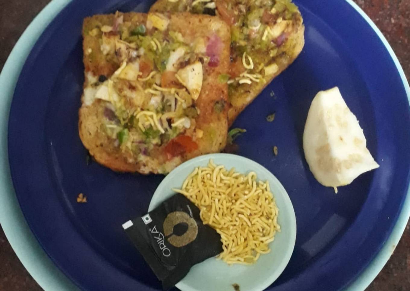 Maggi masala toast