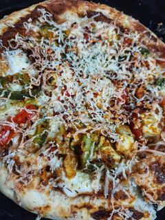 টু চীজ পিজ্জা (2 cheese pizza recipe in Bengali) রেসিপির প্রধান ছবি