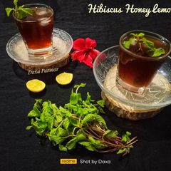 Hibiscus Honey Lemon Tea A picture of Hibiscus Honey Lemon Tea.