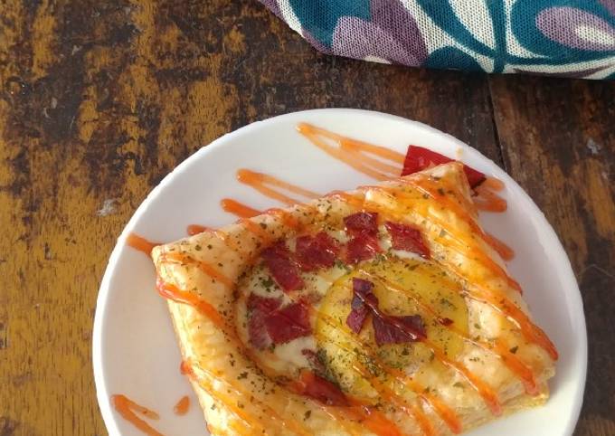 (164) Egg & Smokebeff Pastry