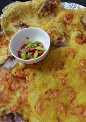 Hình của món Bánh xèo nhà làm.