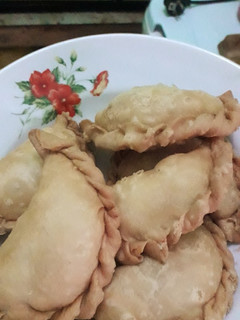 Foto resep Pastel Renyah isi wortel kentang mix ayam🐓😊