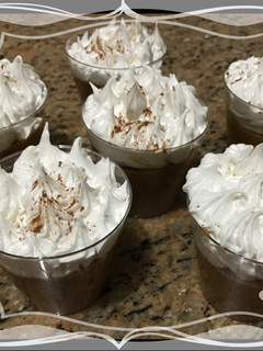 Una foto de Suspiro Limeño (Manjar Blanco)