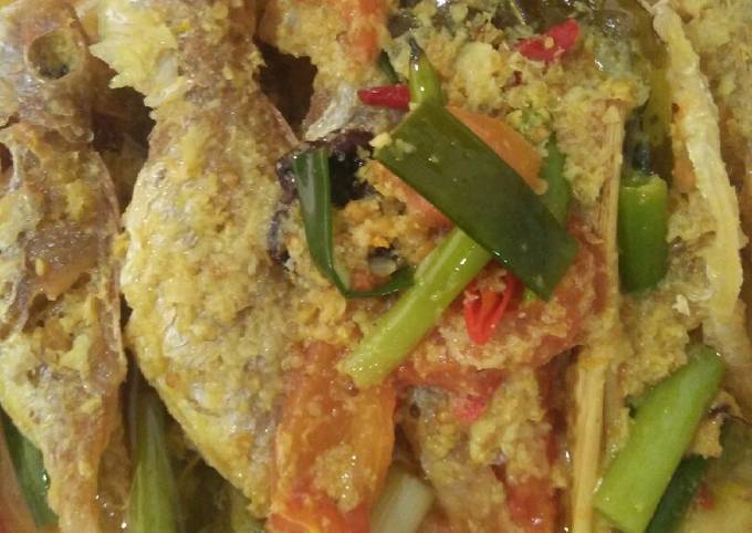 Pesmol ikan kerisi