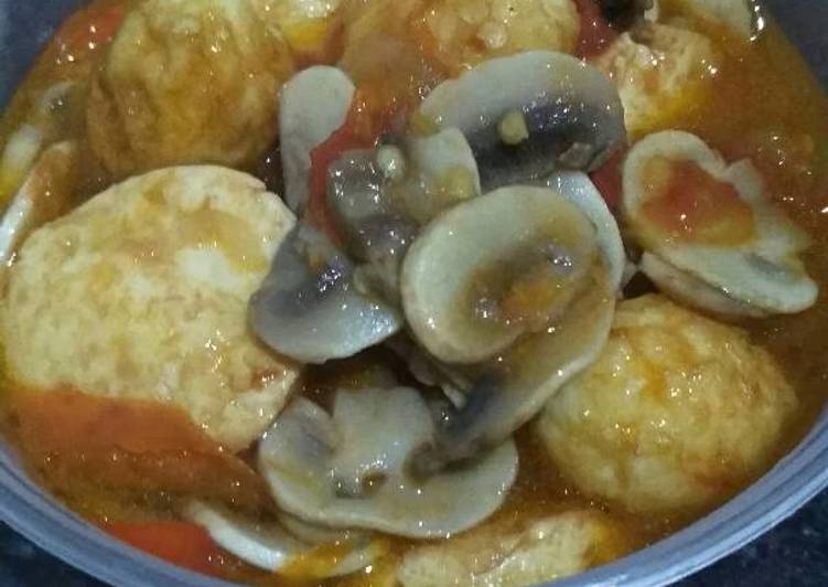 Resep Tumis jamur tofu telur puyuh saus tiram oleh elis 