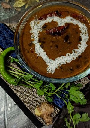 દાલ મખની (Dal Makhani Recipe In Gujarati) રેસીપી મુખ્ય ફોટો