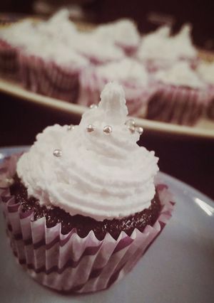 A picture of Beetroot velvet cupcakes.