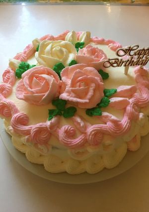 Hình của món Bánh gateau nhân kem sầu riêng, kem tươi.