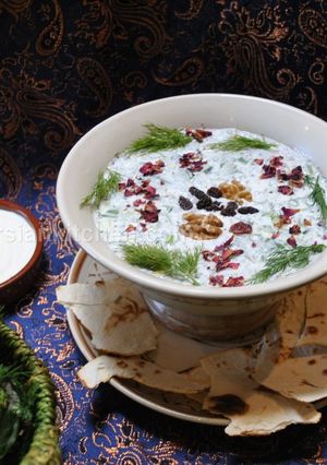 A picture of Abdoogh Khiar (Iranian cold cucumber soup).
