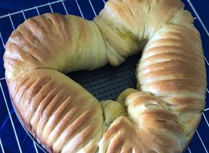 Foto resep Wool Roll Bread Tanpa Wipping Cream (Takaran Sendok)