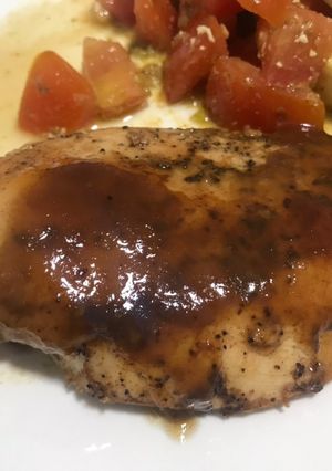 Una foto de Supremas de pollo con salsa de tamarindo