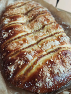 Foto principal de Coca de praliné de avellanas y crema pastelera