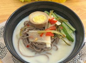 Hình của món Mì Soba Sữa Đậu Nành Lạnh.