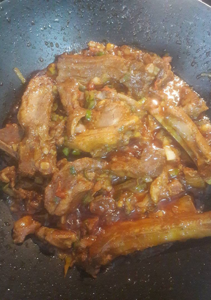 Una foto de Costillas de Cerdo o Cochino condimentadas con Sal y Pimienta