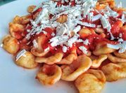 Una foto di sugo per la pasta semplice