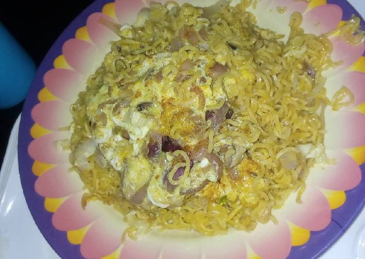 Recipe of Awsome Turmeric Indomie with fried egg Cooking Basics for Newbies