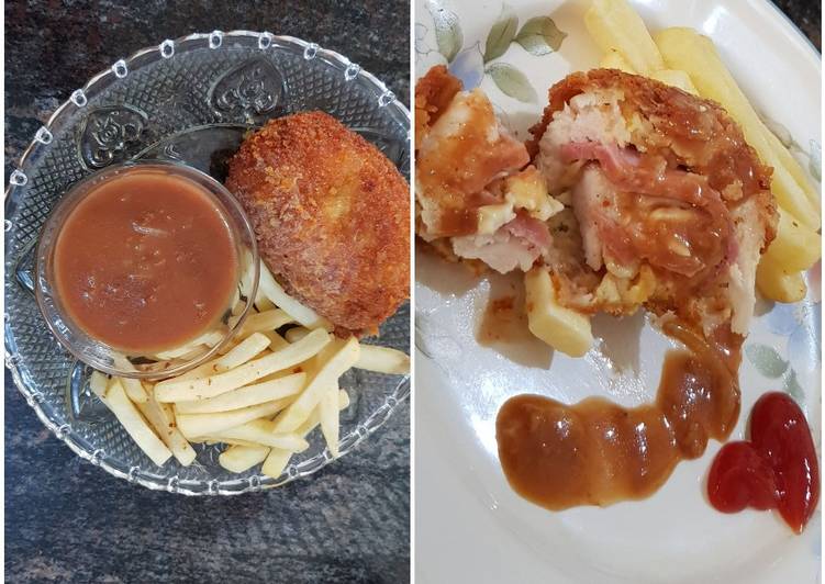 Langkah Mudah untuk Membuat Chicken Gordon Bleu dengan saus barbeque ala Akyuh yang Enak