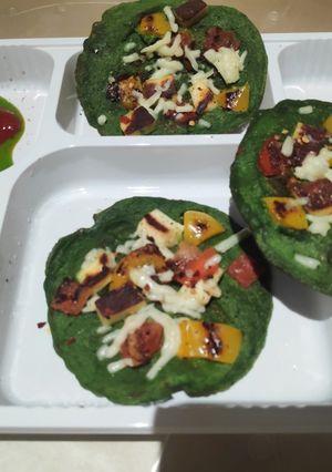 A picture of Spinach Cottage Cheese Pan Cake 😋.
