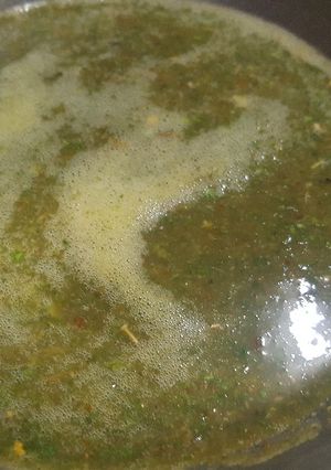 A picture of Bun kabab chutney.