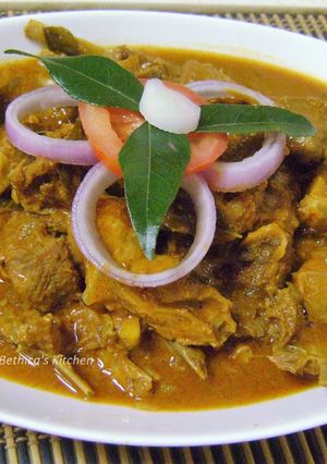 A picture of Sri Lankan Mutton Curry.
