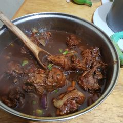 A picture of Kienyeji chicken simplified.