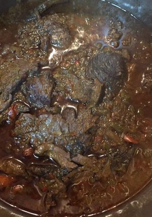 Una foto de Atún guisado salsa de vino