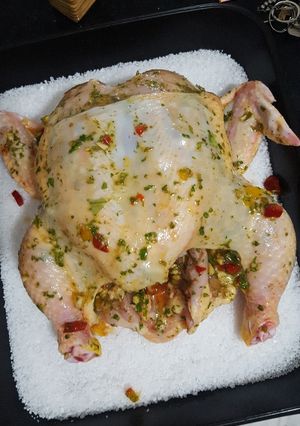 Una foto de Pollo a la sal