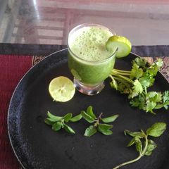 A picture of Green smoothie.