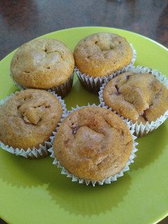 Una foto de Muffins de banana con dulce de leche en licuadora