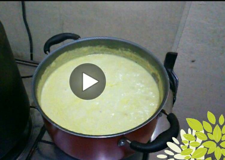 Creme de milho com leite de coco e alho poró