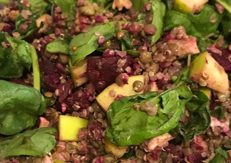 Recipe: Tasty Lentil, Goats cheese and Beetroot salad