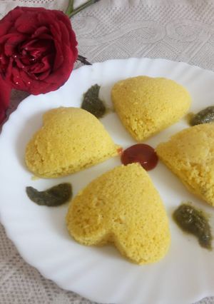 A picture of Heart Shaped Dhokla idli.