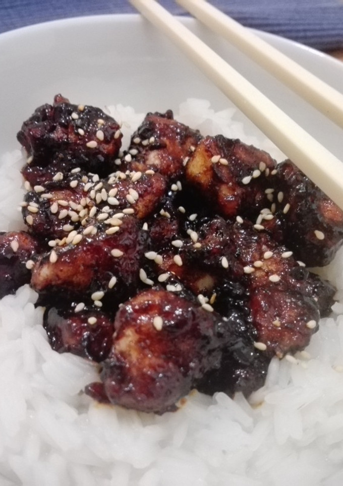 Una foto de Pollo frito caramelizado picante