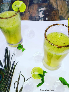 આમ પન્ના (Aam Panna Recipe In Gujarati) રેસીપી મુખ્ય ફોટો