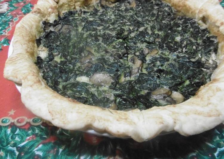 Simple Way to Prepare Favorite Divine Spinach, Mushroom &amp; Cheese Quiche (Tarta me Spanaki, Manitaria &amp; Tyria)