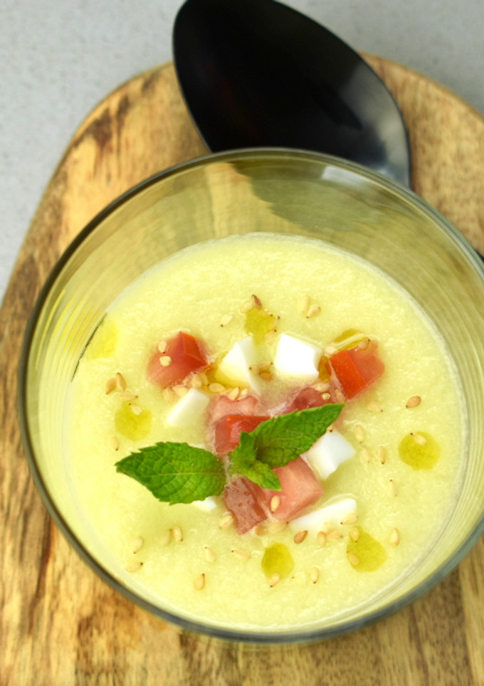 Una foto de Sopa fría de pepino sin lácteos