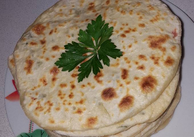 Лепешки "Чуду" с сыром и зеленью пошаговый рецепт с фото